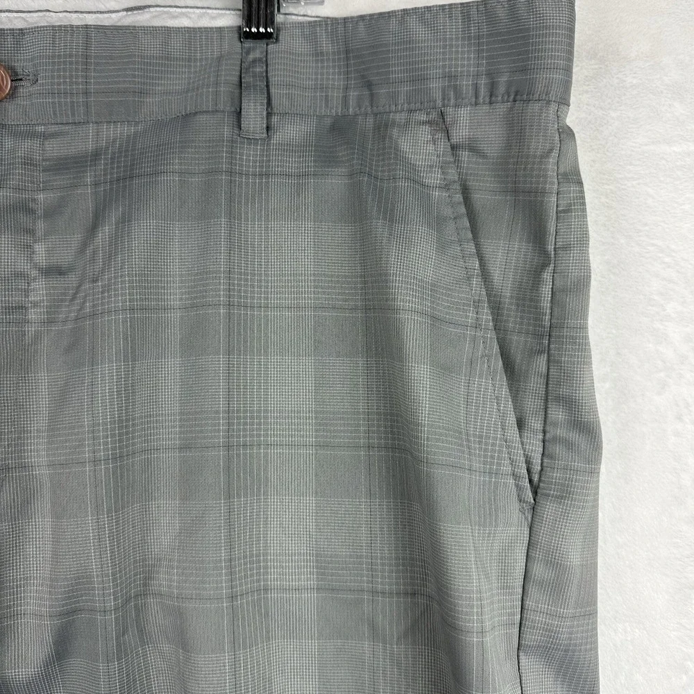 Greg‎ Norman for Tasso Elba Mens Shorts Size 40 Gray Plaid Golf Sports EUC